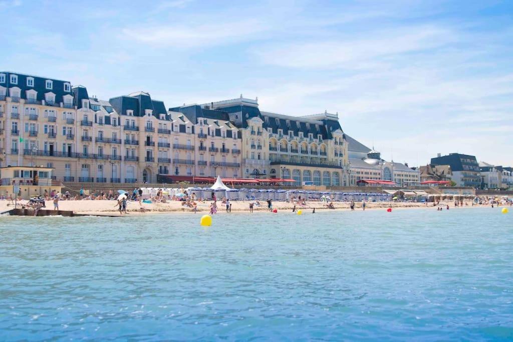 Joli Studio Pres Du Front De Mer Cabourg Buitenkant foto